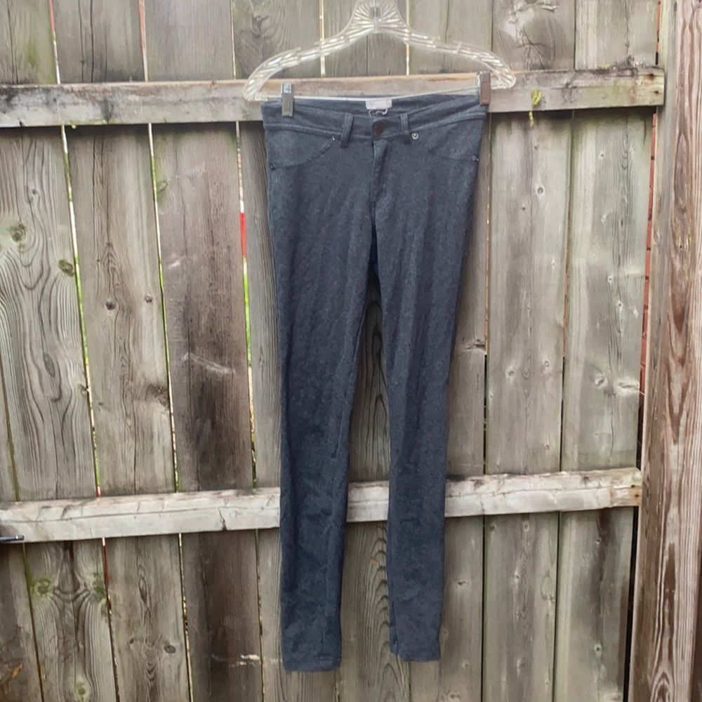 Zenana outfitters skinny pants sz. S